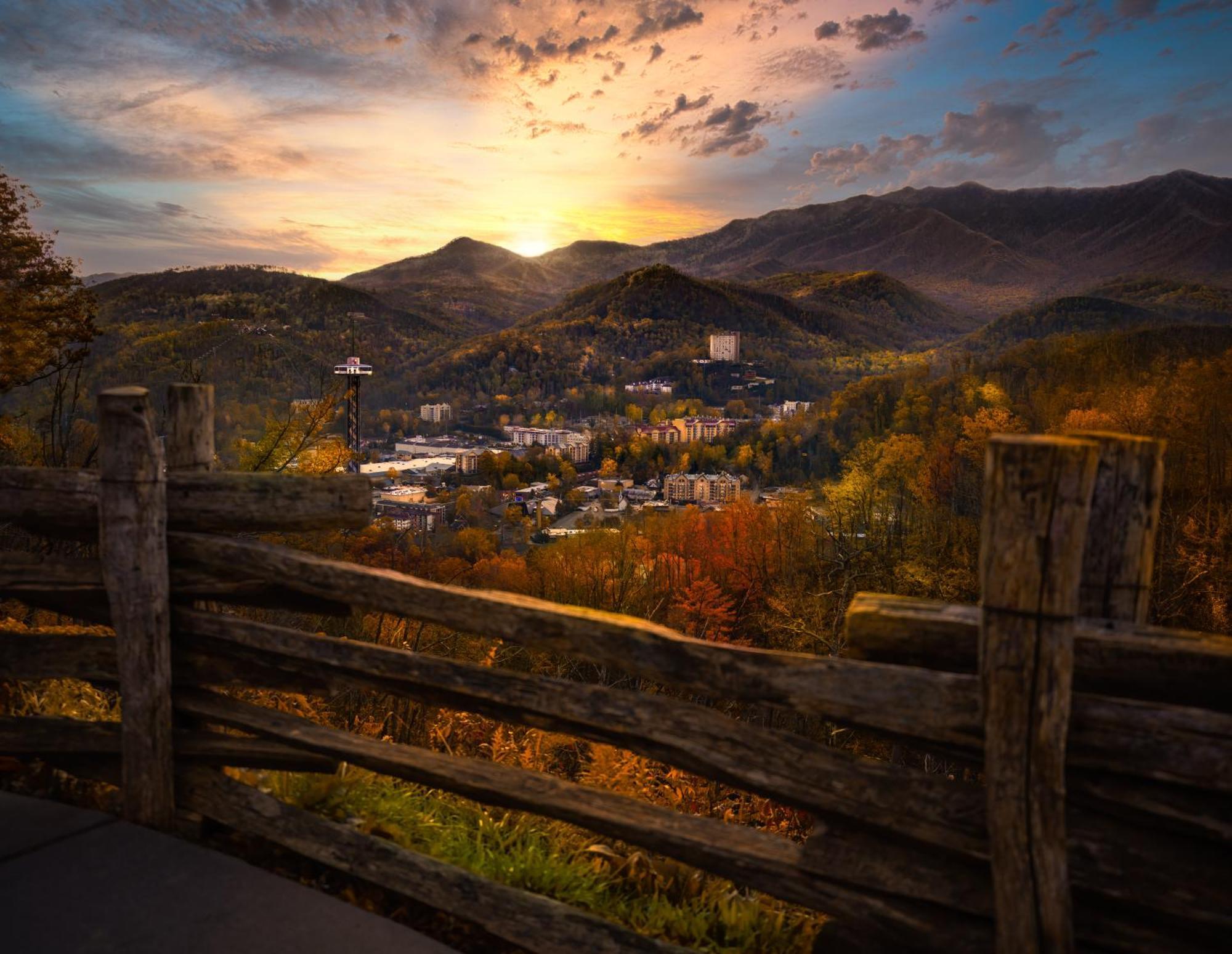 Papa Bear, Hot Tub, Wifi, 1089 Free Tickets Each Paid Day, Dollywood And More 塞维尔维尔 外观 照片